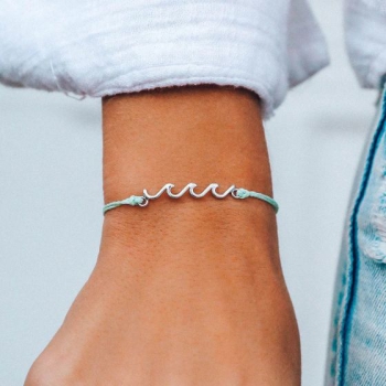 PURA VIDA BRACELETS DELICATE WAVE SILVER WINTERFRESH